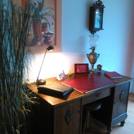 Ferienwohnung Rosentraum Oberotterbach エクステリア 写真