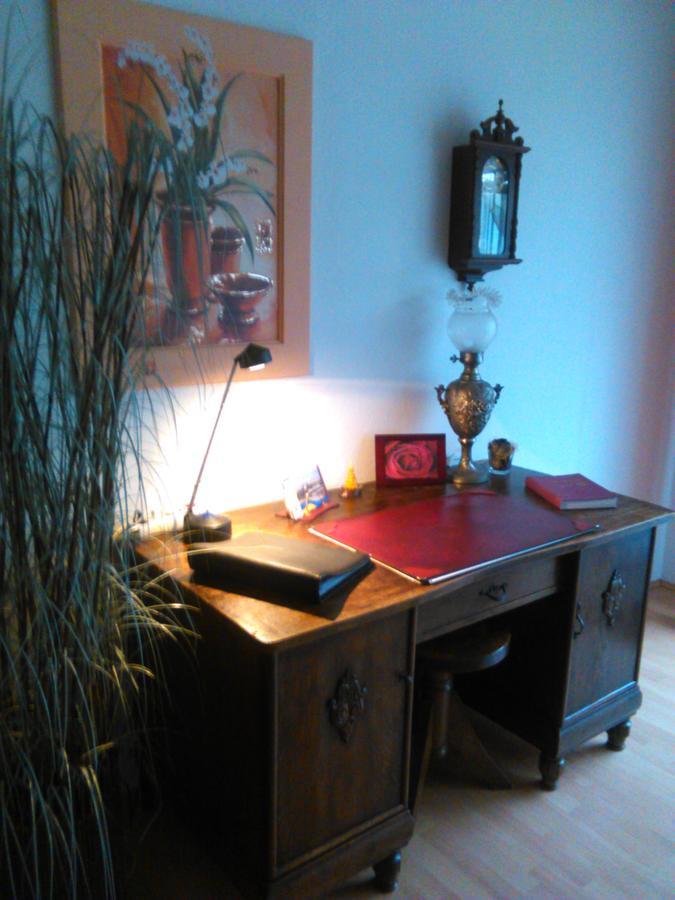 Ferienwohnung Rosentraum Oberotterbach エクステリア 写真