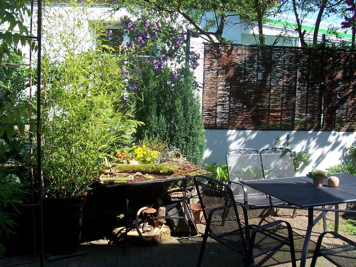 Ferienwohnung Rosentraum Oberotterbach エクステリア 写真